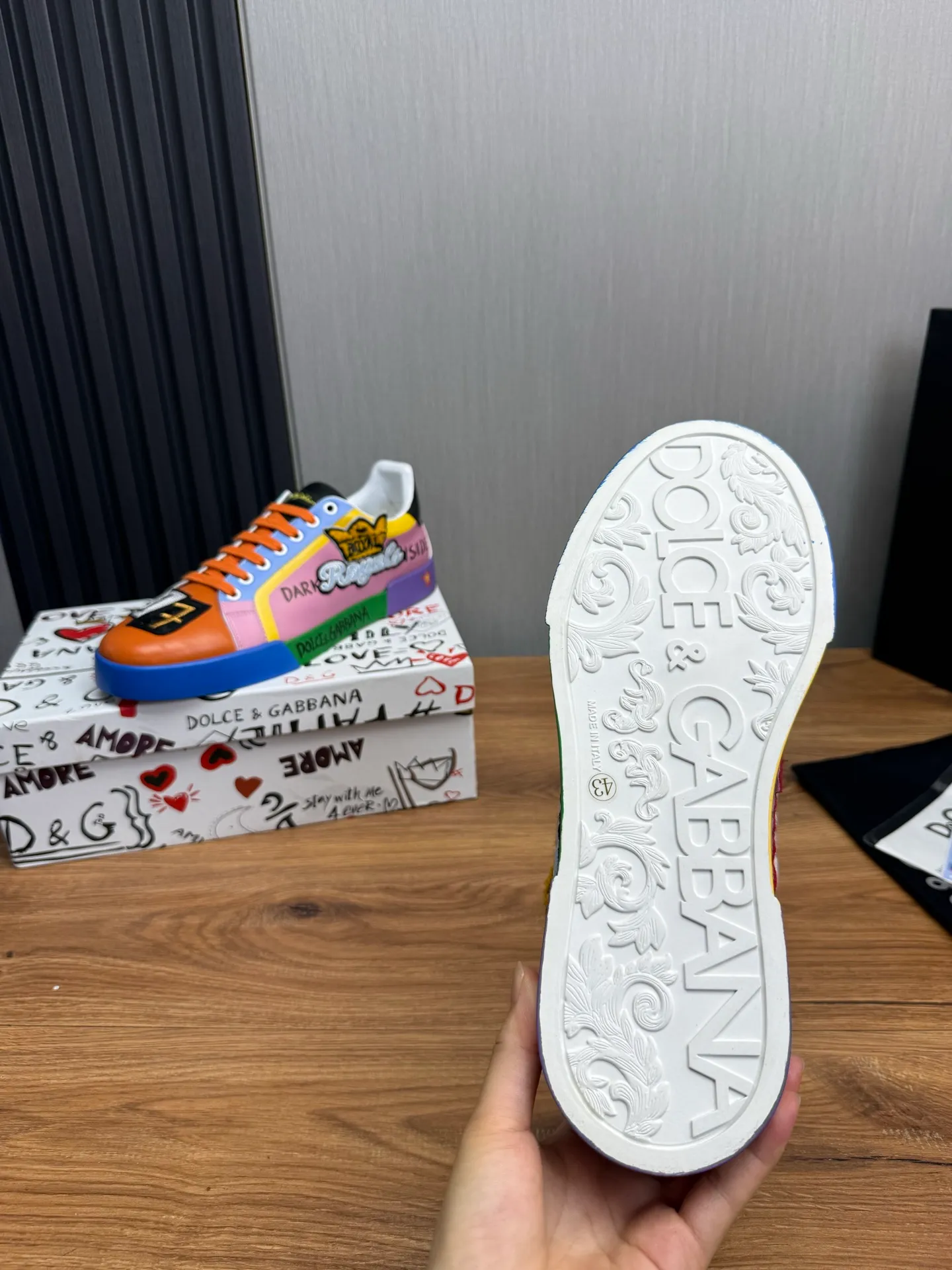 Men's men's shoes 💰520💰 Dolce & gabbana (DG) official website synchronized new models 💥1 fashionable hot models: 1 Exclusive mold opening ✅Imported cowhide for the upper, unique brand style logo upper 💥Sheepskin feet 🐑Original private mold outsole ✔️36-44 (38.45 custom-made, non-refundable)